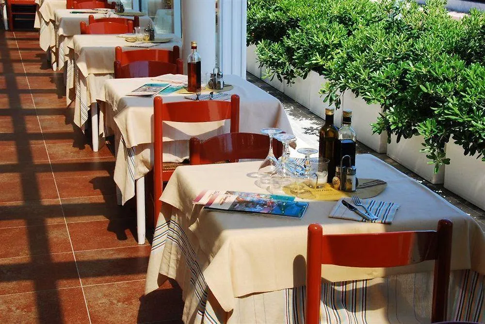 T-Suite Hotel  Riccione