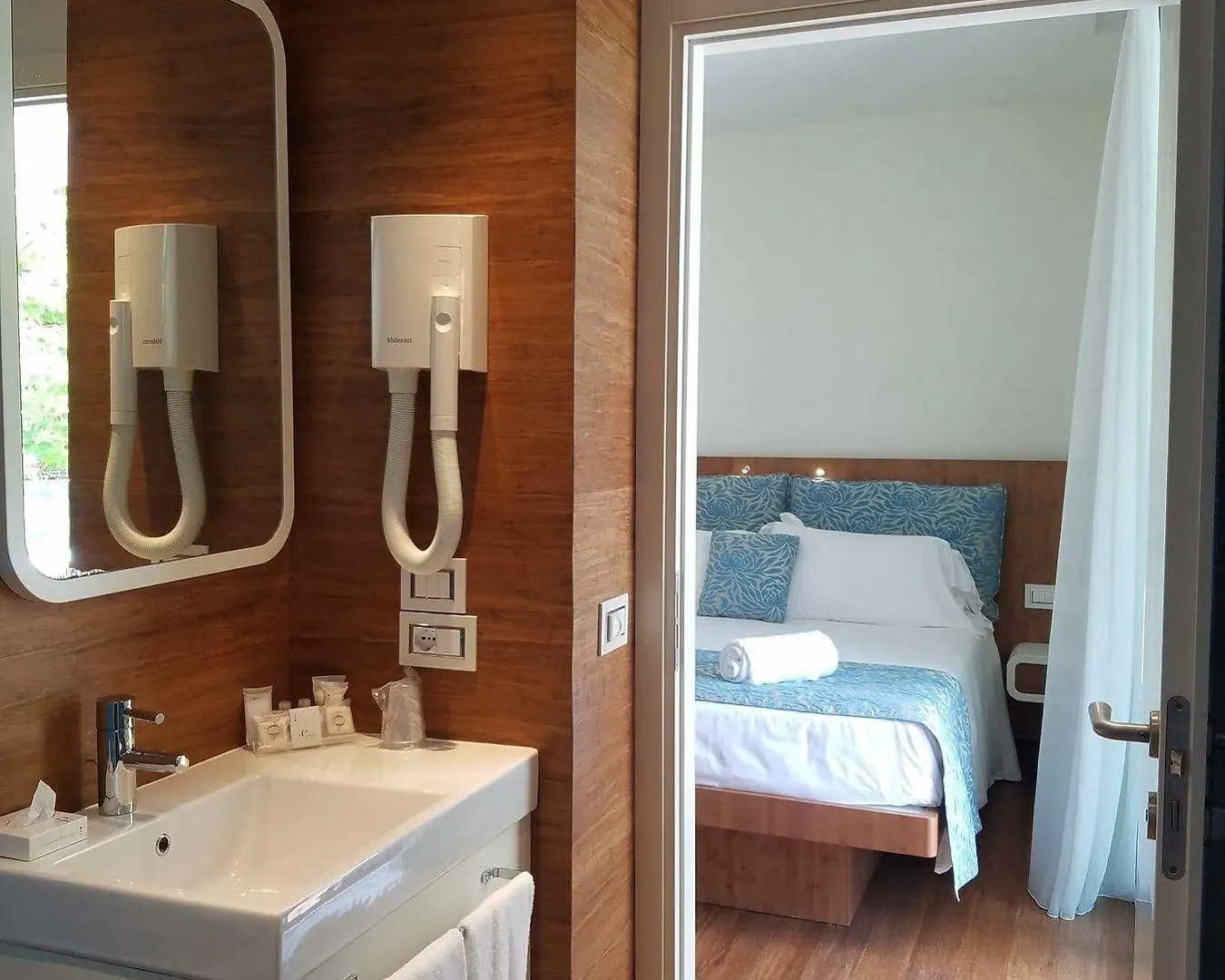 ****  T-Suite Hotel Italy