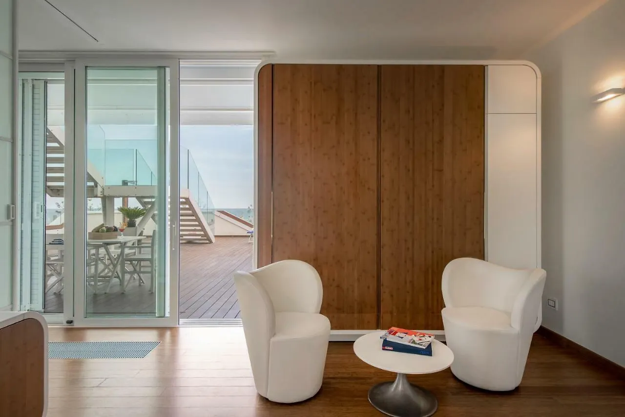 T-Suite Hotel 4*, Riccione