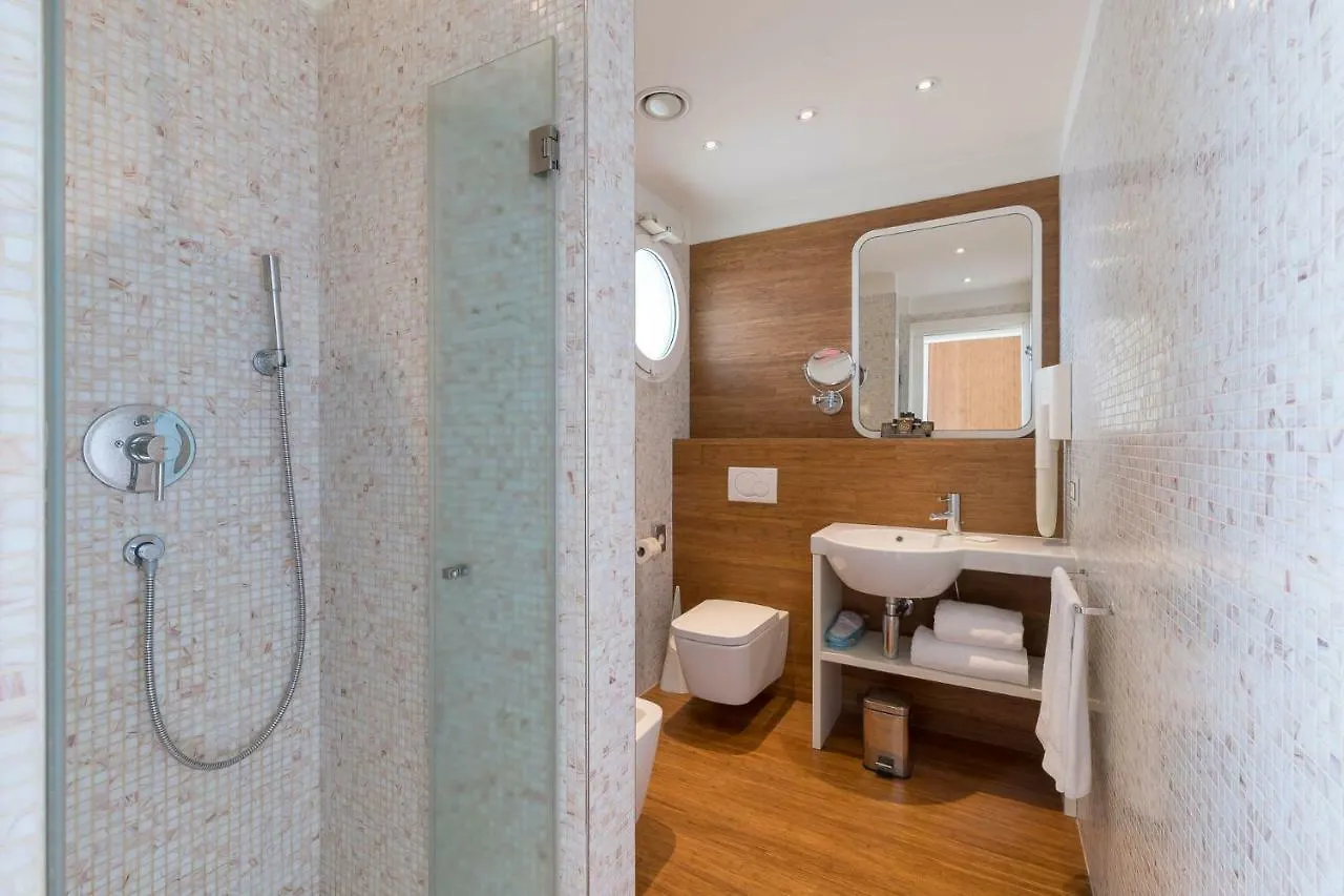 T-Suite Hotel  Riccione