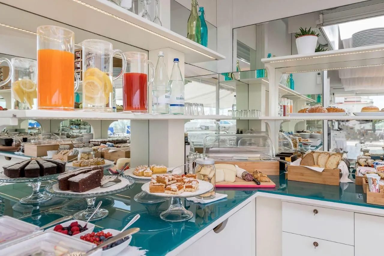 T-Suite Hotel 4*, Riccione