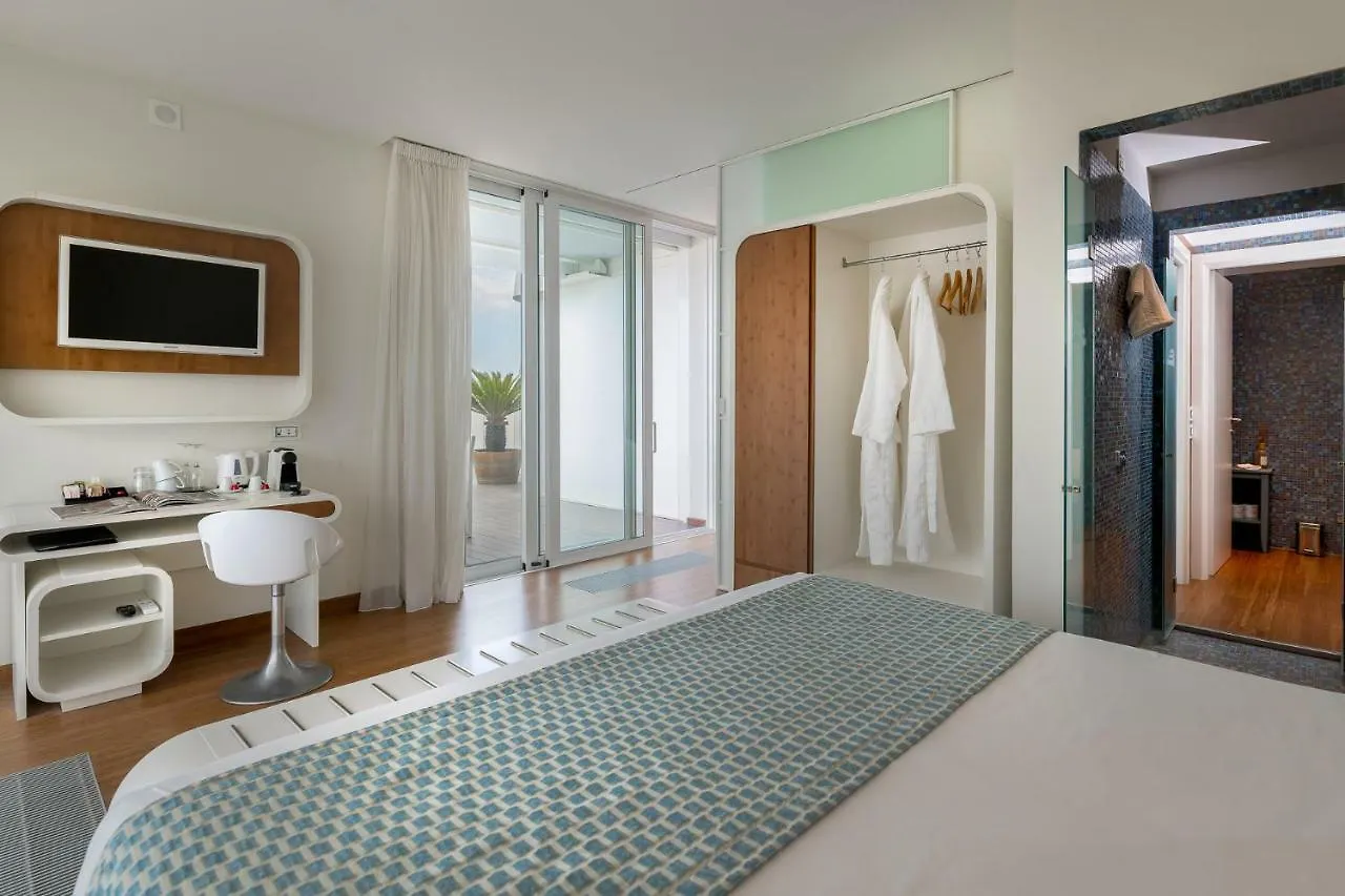 T-Suite Hotel