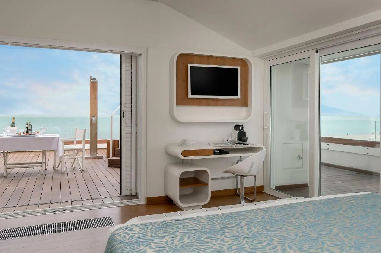 T-Suite Hotel