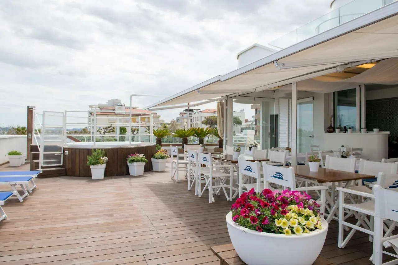 T-Suite Hotel